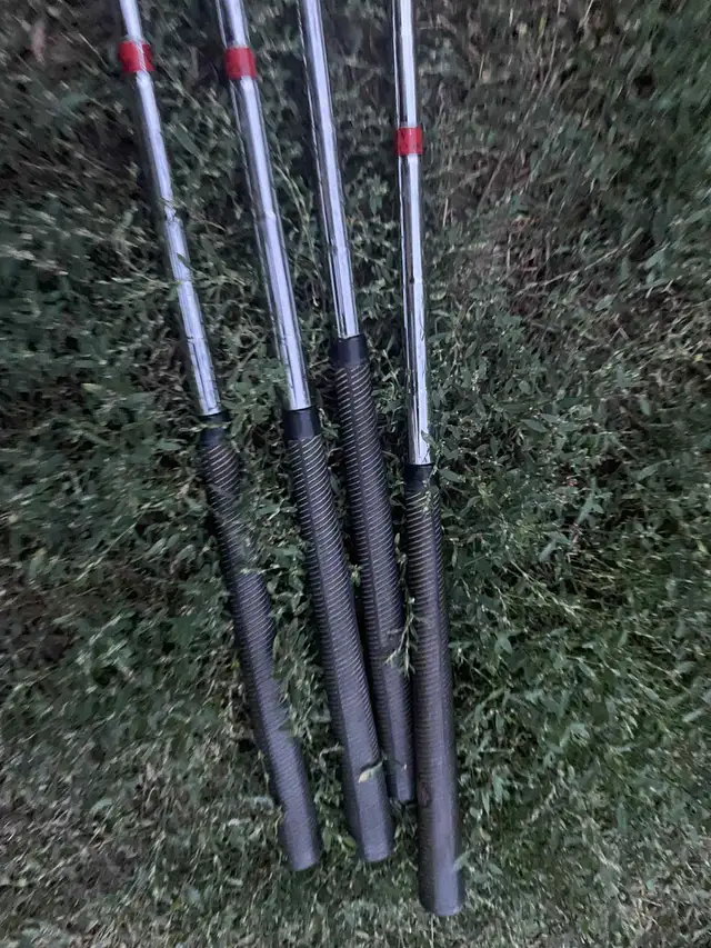 Ben Hogan Apex Iron - 4 Clubs Available #3 #4 #5 #7 Right Handed in Golf in City of Toronto - Image 3