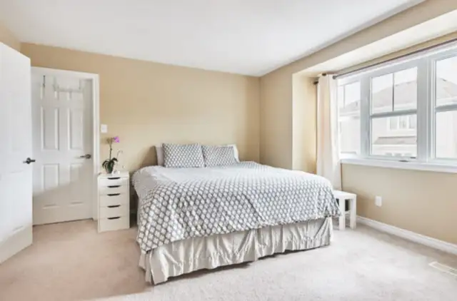 Room for rent63384445835137124