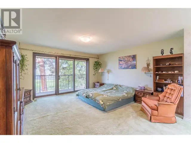 8548 YELLOWHEAD Highway Kamloops, British Columbia in Houses for Sale in Kamloops - Image 24