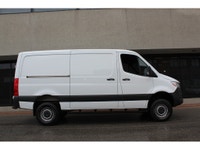 A.W.D - ALL WHEEL DRIVE!!! RARE SPRINTER 2500 LOW ROOF WITH A.W.D !!! HIGH OUTPUT ECONOMICAL AND POW... (image 6)