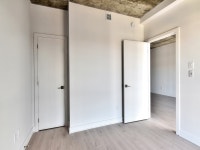 Appartement/apartment for rent, 5 1/2 5.5, 3 bedroom/chambre, Griffintown, Sud-Ouest, Canal Lachine,... (image 8)