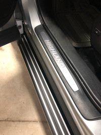 Toyota Highlander running boards 2014-2019 Mississauga / Peel Region Toronto (GTA) Preview