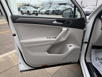 Humberview Volkswagen on the Queensway Make a bold statement in this Certified-Preowned 2022 Tiguan... (image 5)