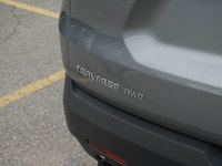 2023 Chevrolet Traverse LT AWD Versatile, comfortable, and ready for anything this 2023 Chevrolet Tr... (image 9)