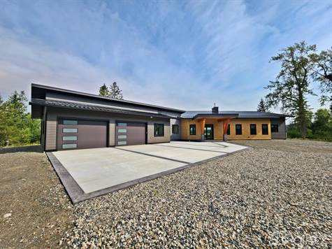 663 Ritchie Road, Quesnel BC. V2J6X2 in Houses for Sale in Quesnel - Image 2