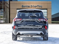 2025 Ford Escape Platinum AWD | Navi | Leather | Loaded The Platinum trim offers a choice of powerfu... (image 6)