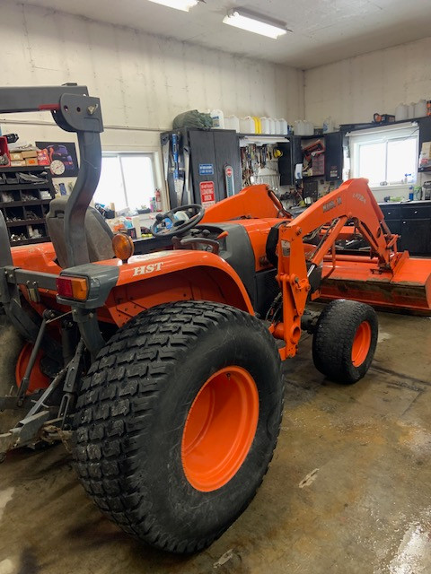 Kubota L-3240 4x4 with loader in Other in Sudbury - Image 3