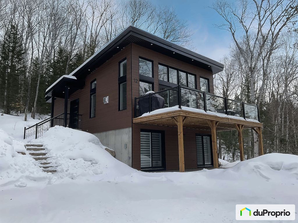 $595,000 - Price Taxes Not Included - 2 Storey in St-Donat — photo 2
