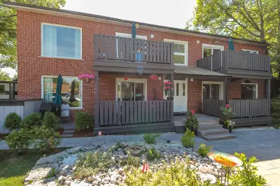 2 bedroom 1 bathroom apartment available (Mid September 2025 to June 2026 )for lease Details 2 fully...