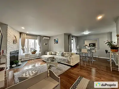 À vendre: Spacieux condo 5 1/2 avec sous-sol polyvalent situé dans une copropriété de seulement 6 co...