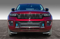 2.0 L 4 Cyl Engine Vehicle Options: Leather Interior, Panoramic Roof, Adaptive Cruise Control, Wirel... (image 2)