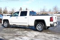 NO ACCIDENT WELL MAINTAINED DONT PAY EXTRA FOR SAFETY Drive in style with this fully-loaded GMC Sier... (image 4)