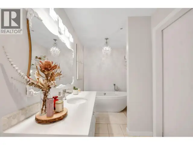 10 2401 MAMQUAM ROAD Squamish, British Columbia in Condos for Sale in Sunshine Coast - Image 20