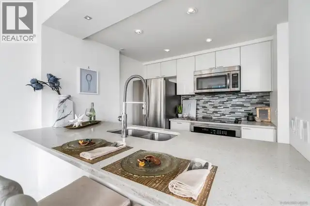 902 1200 ALBERNI STREET Vancouver, British Columbia in Condos for Sale in Vancouver - Image 3