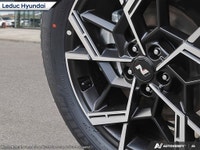 AMVIC LICENSED DEALER. PRICE EXPIRES May 21,2025 Engine: 1.6L TURBO 4cyl. L/100Km City: 0.0 L/100Km... (image 6)