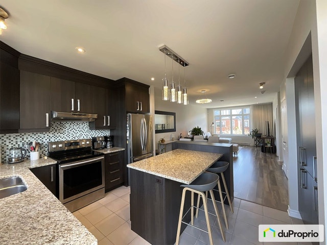 $710,000 - Condominium for sale in St-Laurent — photo 1