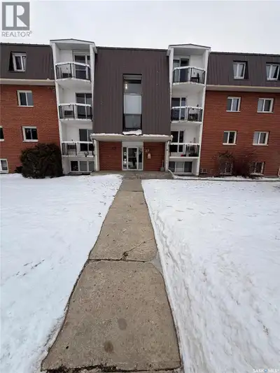 Affordable and well-located condo in the desirable Hillsdale neighbourhood of Regina! This 1-bedroom...