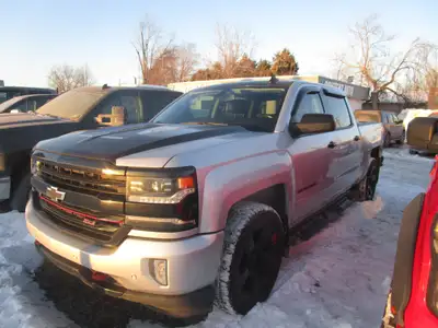 2017 Chevrolet Silverado 1500 SILVERADO LTZ CREWCAB 4X4 Z71 INT CUIR MAGS 20 P CAMERA 148000KM FINAN...