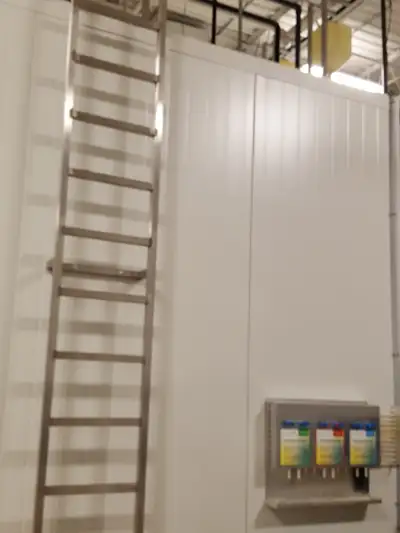 Get a great deal on walk-in cooler panels and compressors. Walk-in panel rooms 96L x 18d x 12H with...