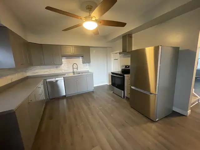 38 Octavia Street - 3 Bedroom Unit for Rent in Long Term Rentals in Belleville - Image 3