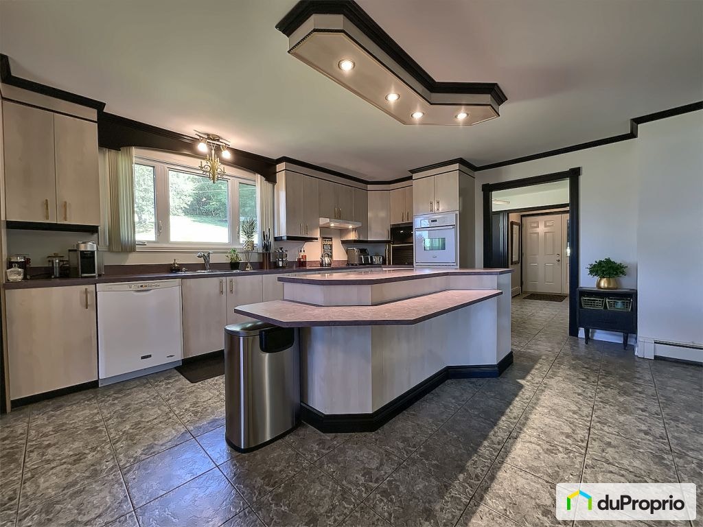 $515,000 - Duplex for sale in Lac-Etchemin — photo 2