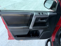 Anti-Lock Brakes;Driver Air Bag;Fog Lights;Passenger Air Bag;Side Air Bag;Traction Control;Heated Mi... (image 5)