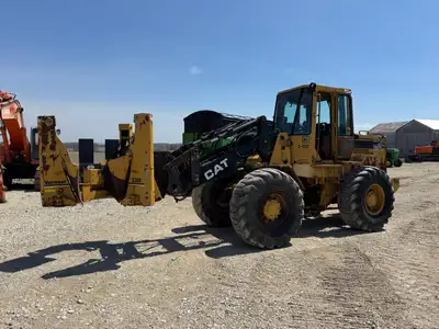 Vermeer Tree spade, HD Pallet Forks and Bucket 9500 hours Hyd Quick Attach, works great. ...