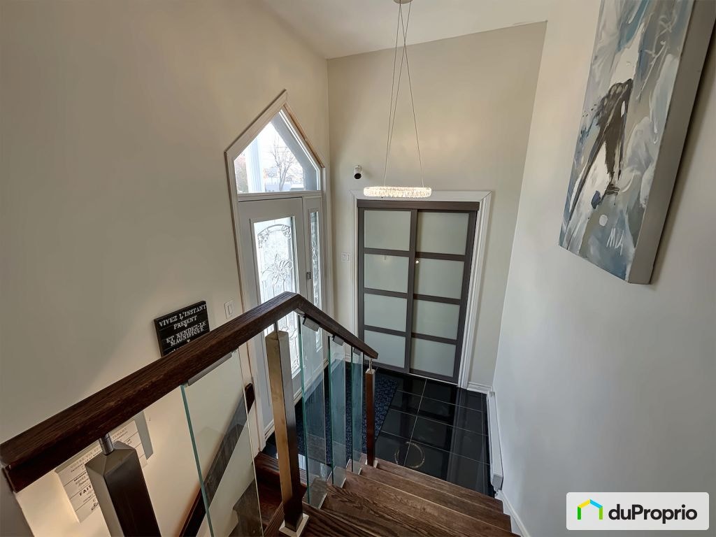 $719,000 - Duplex for sale in Longueuil (St-Hubert) — photo 2