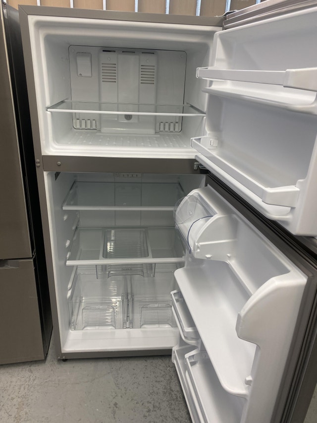 5876 Réfrigérateur Frigo WHIRLPOOL 30” Stainless Fridge