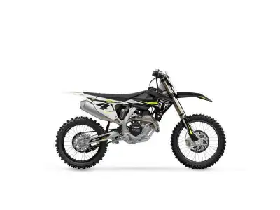 2025 Triumph TF450-RC Edition Triumph TF450-RC Edition 2025 2025 TRIUMPH TF450-RC Edition Nous payon...