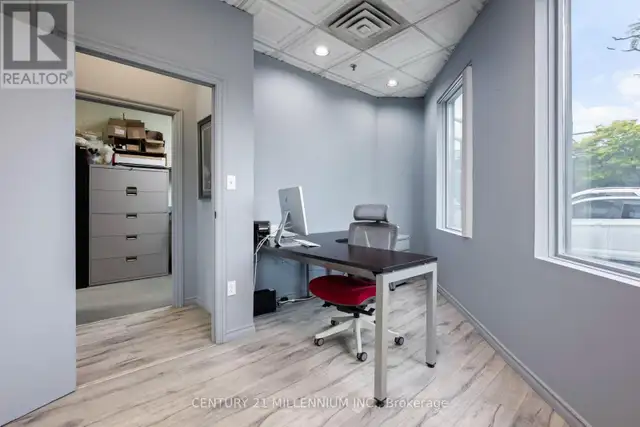 18 - 2355 DERRY ROAD E Mississauga (Northeast), Ontario in Commercial & Office Space for Sale in Mississauga / Peel Region - Image 27