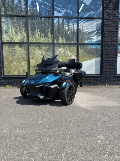 Bienvenue chez Adrenaline Sports Montmagny ! 2024 CAN-AM RT Limited CAN-AM RT Limited 2024