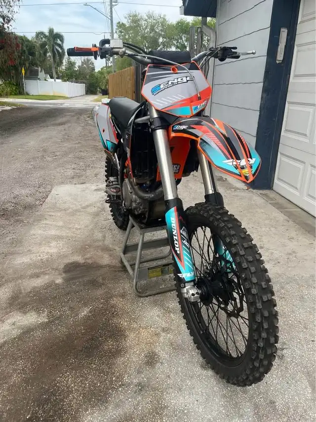 2010 KTM 450 SX-F-CUSTOM! in Dirt Bikes & Motocross in Edmonton - Image 5