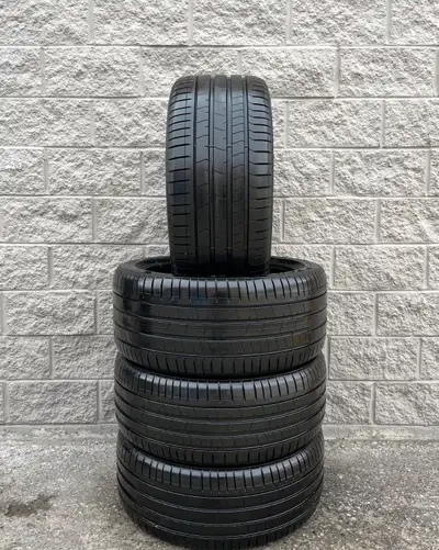 Pirelli PZero PZ4 Run Flat BMW Star Rated Summer Tires. 2x 275 40 21 & 2x 315 35 21 (98%). Fits: BMW...