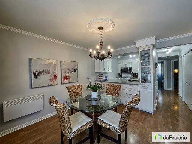 $320,000 - Condominium for sale in St-Hyacinthe — photo 1