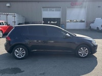 2016 VOLKSWAGEN GOLF 1.8L TSI 5 DOOR HATCHBACK ONLY 195,129KM HEATED SEATS CLEAN ONLY $182.74 BI WEE... (image 1)