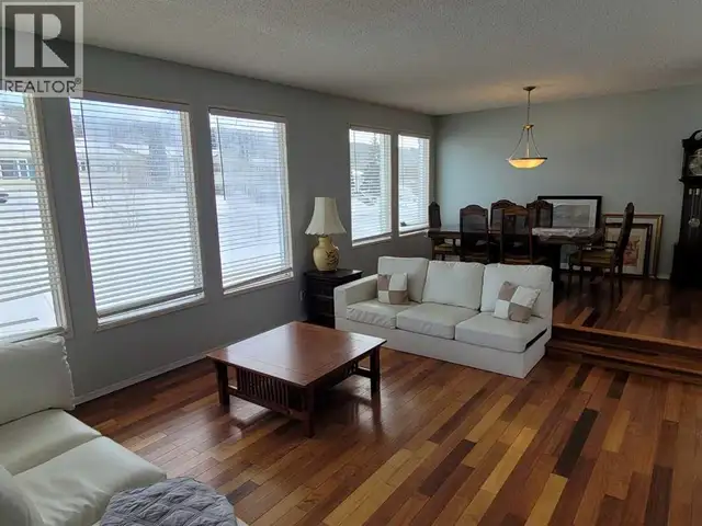 7110 99A Street Peace River, Alberta in Houses for Sale in Grande Prairie - Image 3