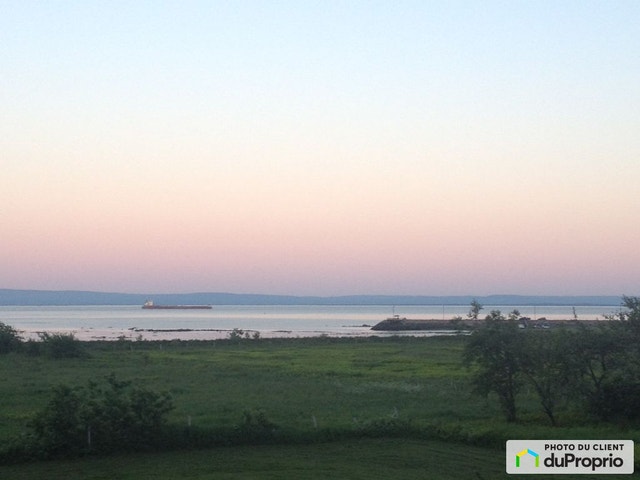 $479,000 - 2 Storey for sale in Petite-Riviere-St-Francois — photo 2