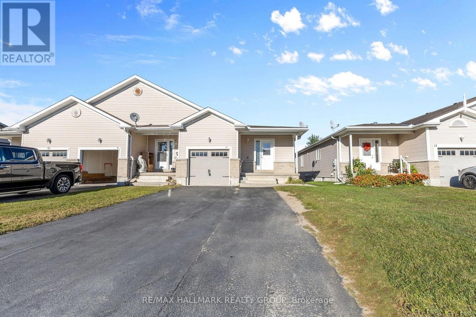 21 - 21 PERTHMORE STREET Perth, Ontario 3
