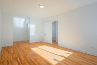 SUPERBE APPARTEMENT 5 1/2 À LOUER PROCHE DE TOUS LES SERVICES- Découvrez la Place Northcrest, un imm... (image 8)
