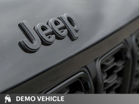This Jeep Grand Cherokee delivers a Regular Unleaded V-6 3.6 L/220 engine powering this Automatic tr... (image 9)