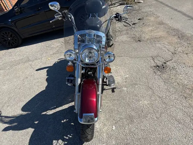 2014 Harley-Davidson Heritage Softail Classic ~ HERITAGE SOFTAIL in Street, Cruisers & Choppers in City of Toronto - Image 8
