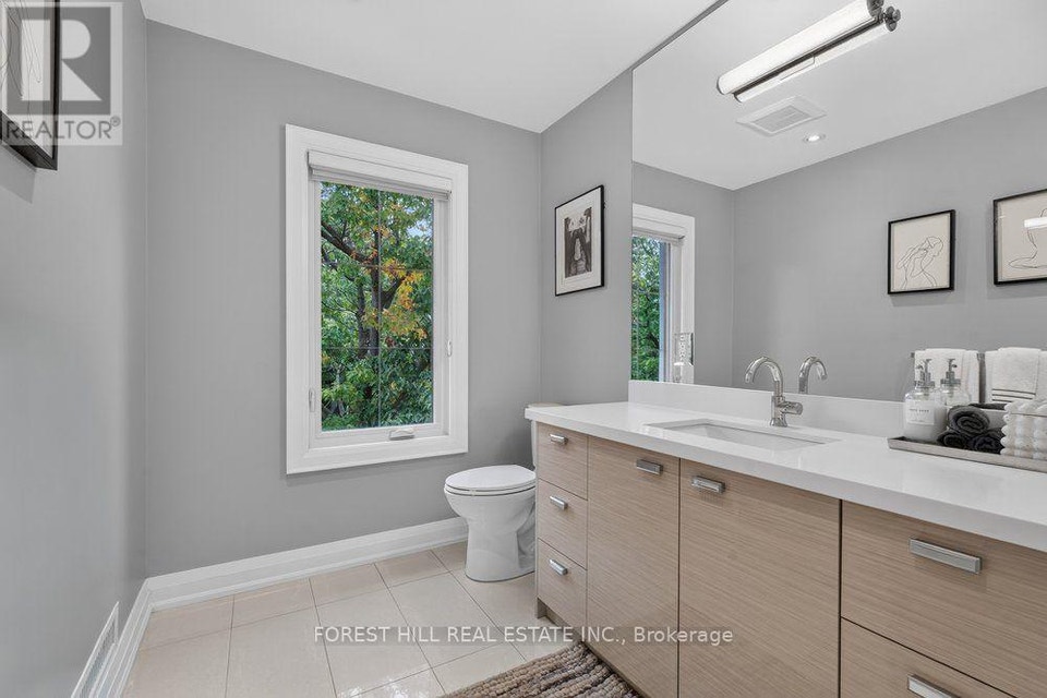 167A Aldercrest Road Toronto (Alderwood), Ontario, photo 32 of 40