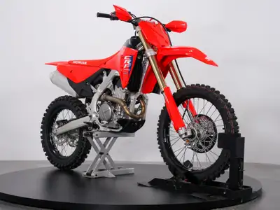 Price does not include $485 Dealer Assembly + $293 Vehicle Processing or applicable taxes. TEXT OR C...