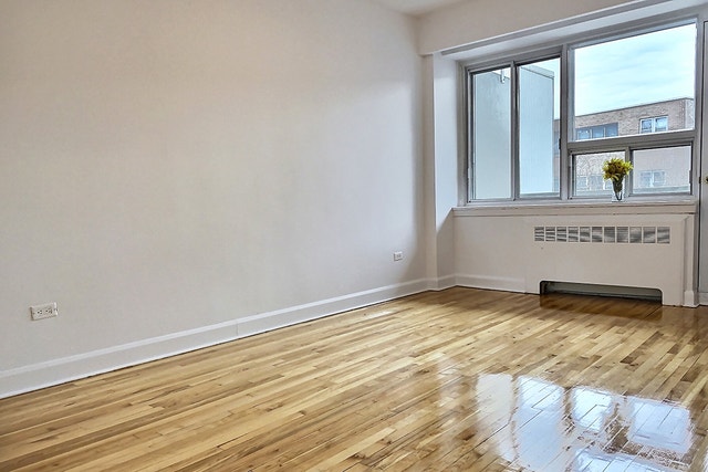 6300 Lennox — photo 2