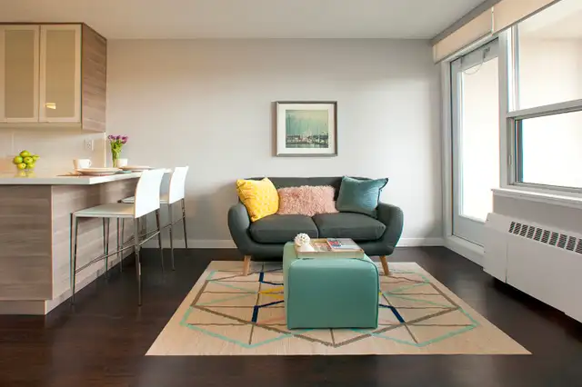 Renovated Jr. 1 Bdm. for Rent in Toronto's Danforth Village!62863757410179122