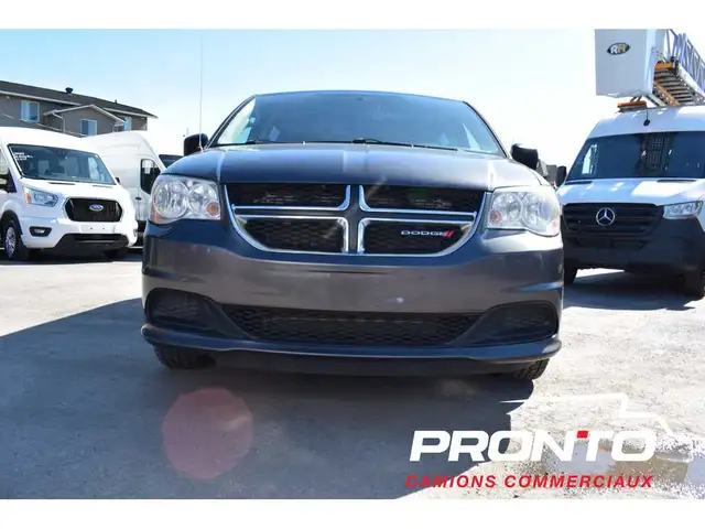 2017 Dodge Grand Caravan 4dr Wgn Canada Value Package ** AC ** in Cars & Trucks in Laval / North Shore - Image 9