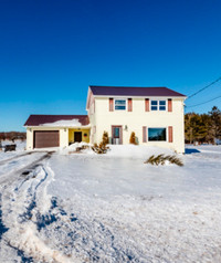 1842 SHEDIAC RIVER RD! COUNTRY LIVING ON 2 ACRES!