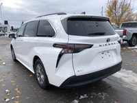 Welcome to Belleville Toyota! . Engine: 2.5L L/100Km City: 6.6 L/100Km Hwy: 6.5 Safety Equipment Ele... (image 7)