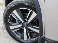 * Intelligent All-Wheel Drive with specific drive modes (Snow, Off-Road, Eco, Sport) * Leather-appoi... (image 8)
